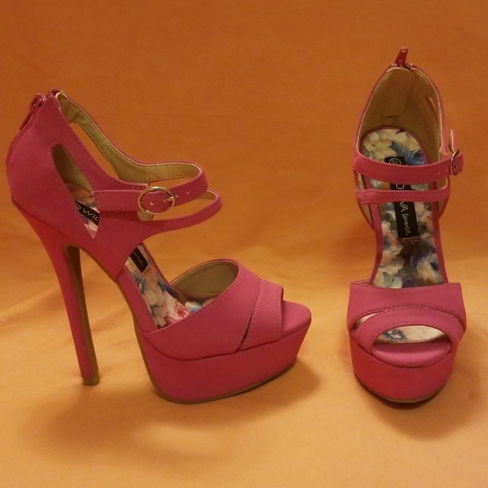 Wild Diva Fuchsia Heels